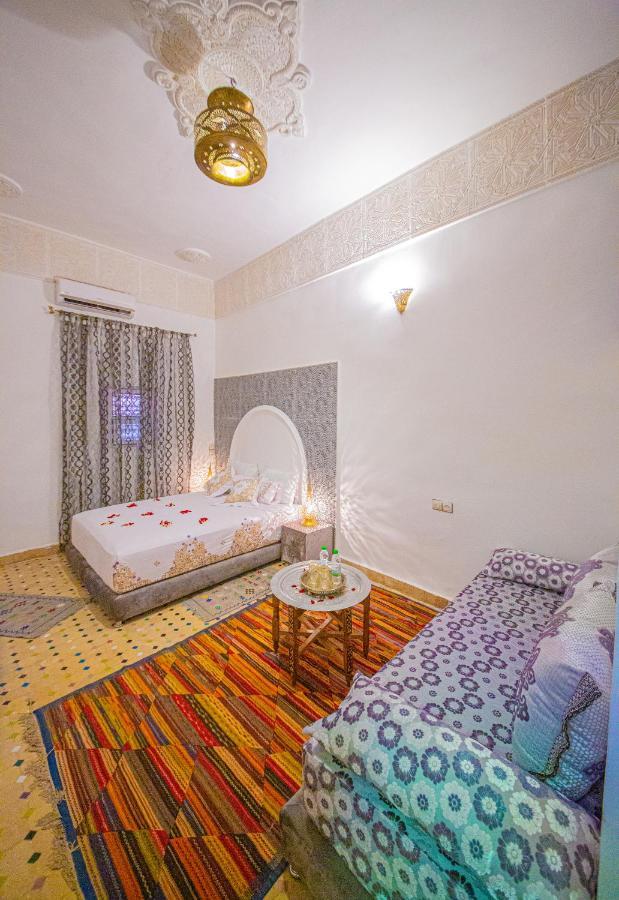 Riad Rayhana Fez Buitenkant foto